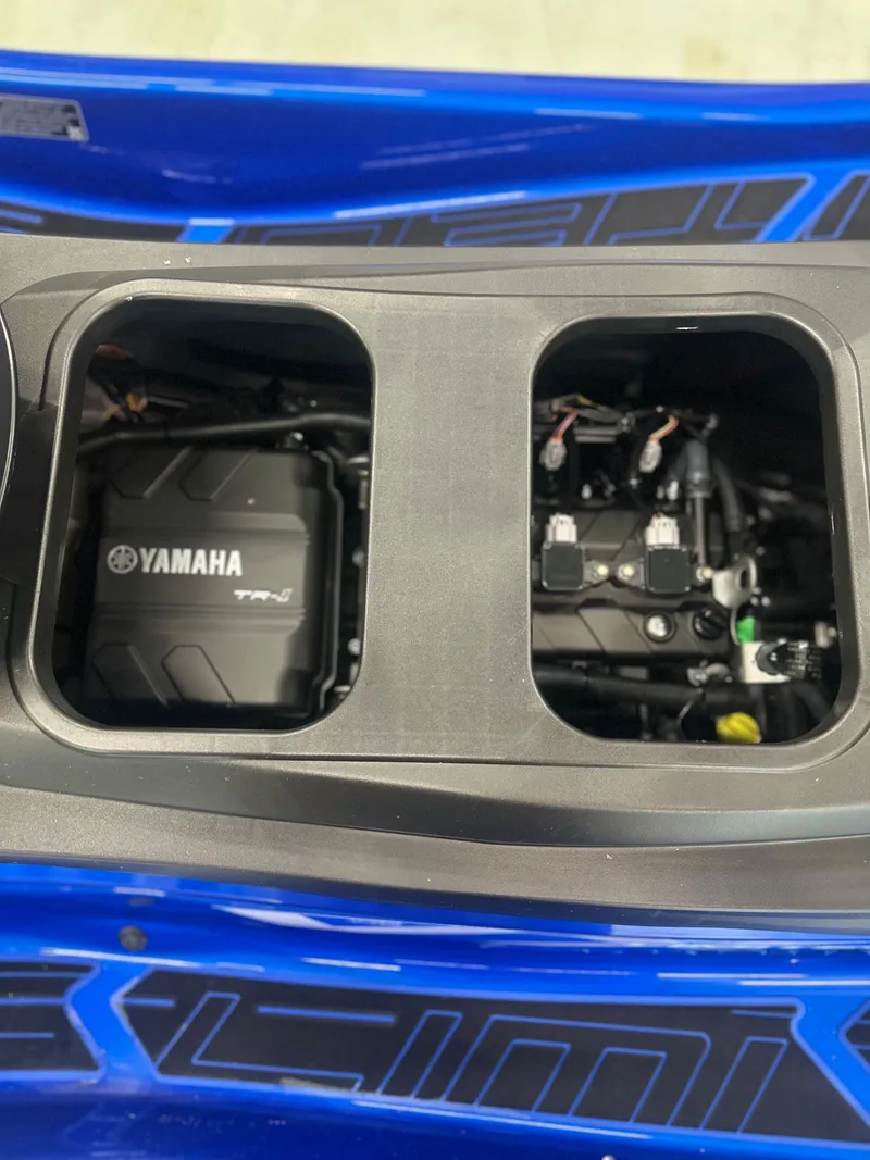 Slide: The Image of Yamaha VX1050A-C 2026 - 25