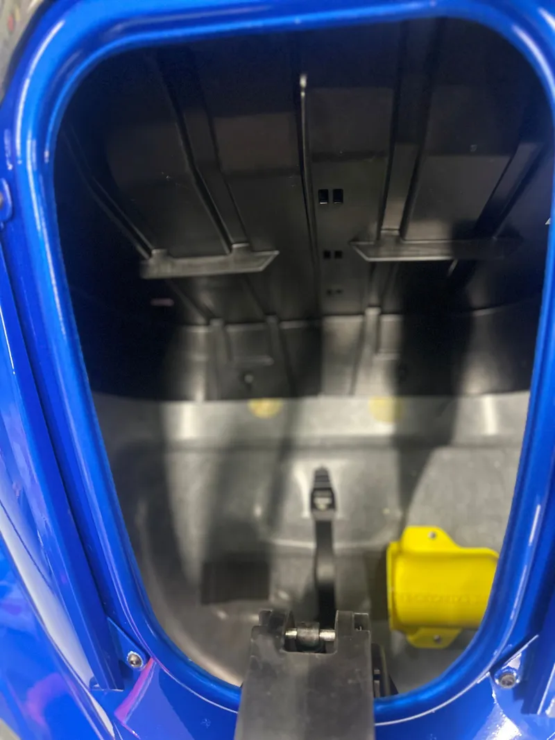 Slide: The Image of Yamaha VX1050A-C 2026 - 33