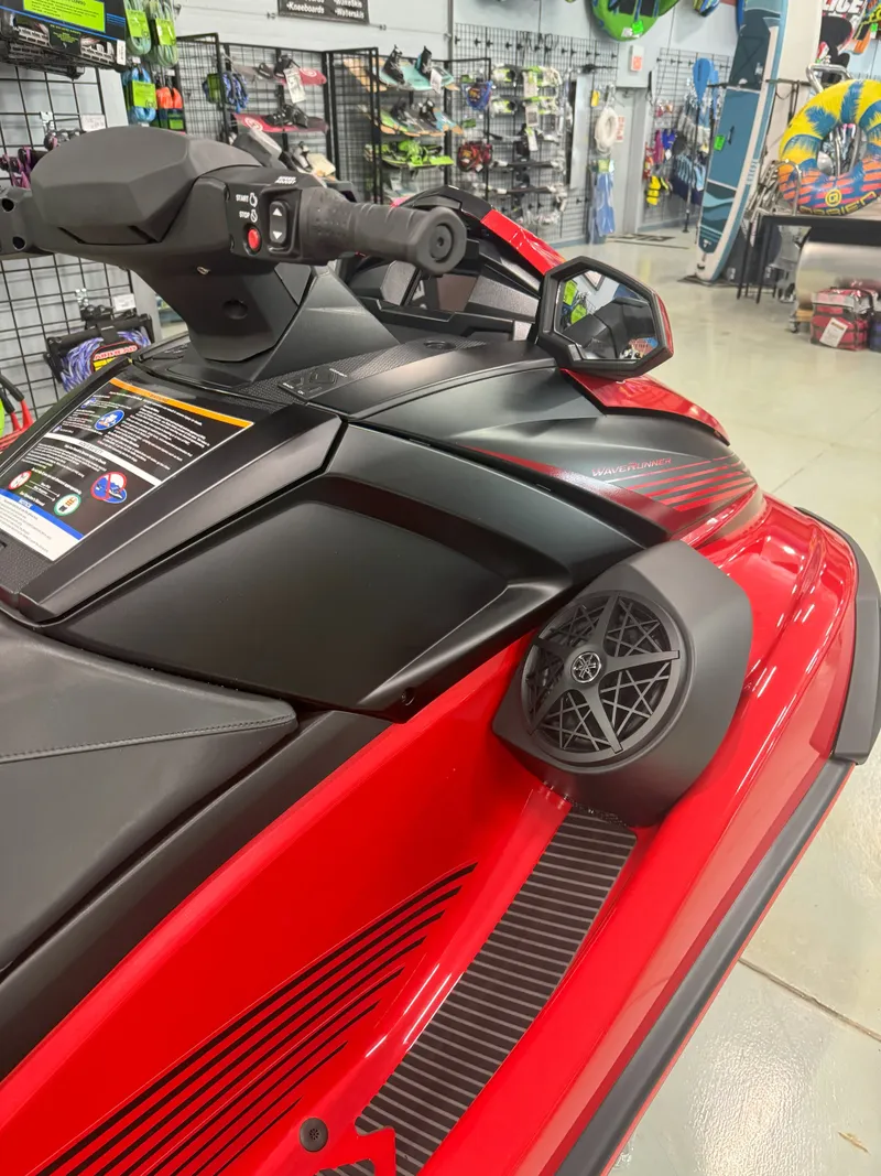 Slide: The Image of Yamaha VX DLX AUDIO VX1050D-BB 2025 - 2