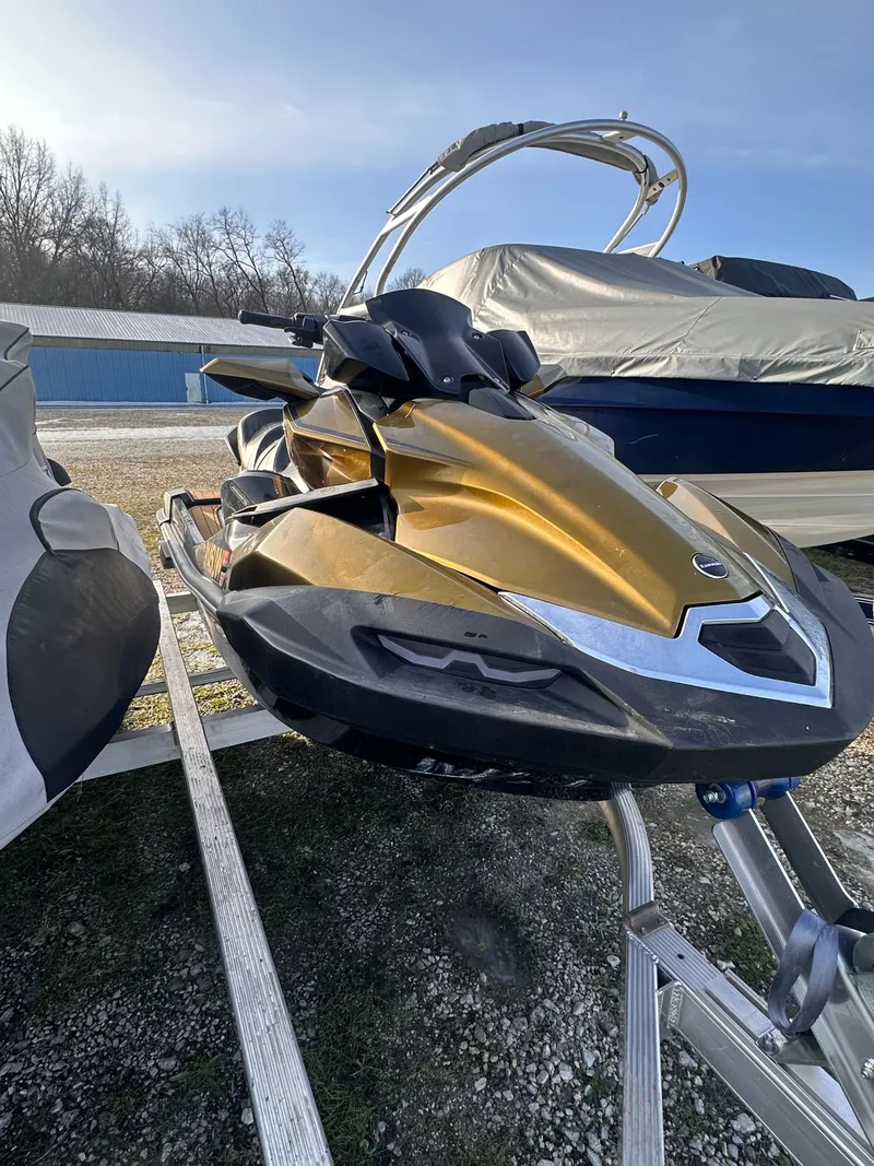 The Image of Kawasaki ULTRA 160LX 2023 - 0