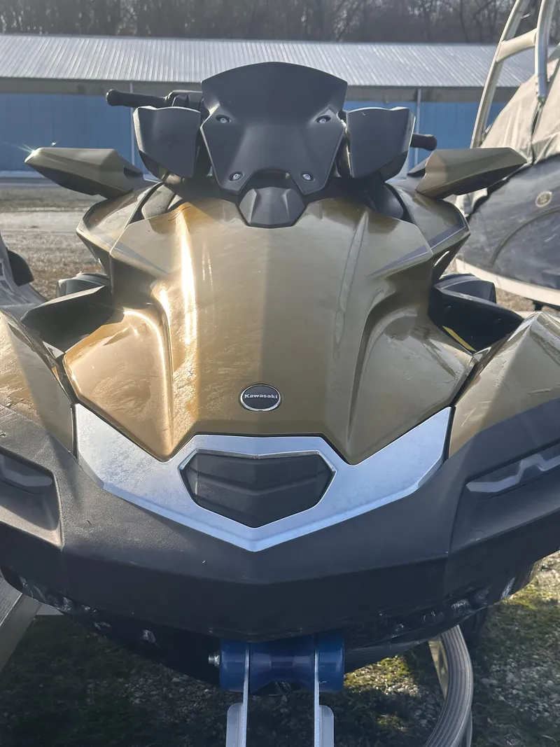 Slide: The Image of Kawasaki ULTRA 160LX 2023 - 2