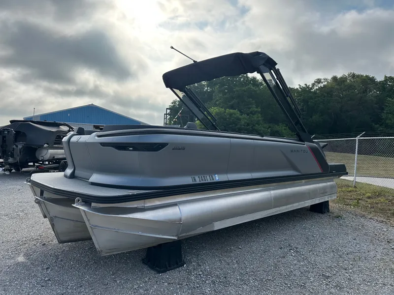 The Image of Manitou EXPLORE BENCH 22MAX STANDARD STEALTH 2023 - 0