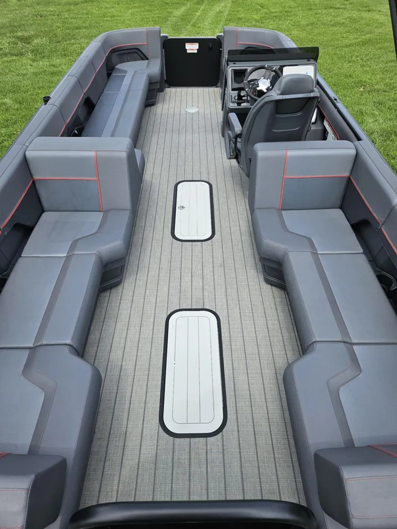 Slide: The Image of Manitou EXPLORE BENCH 22MAX STANDARD STEALTH 2023 - 11