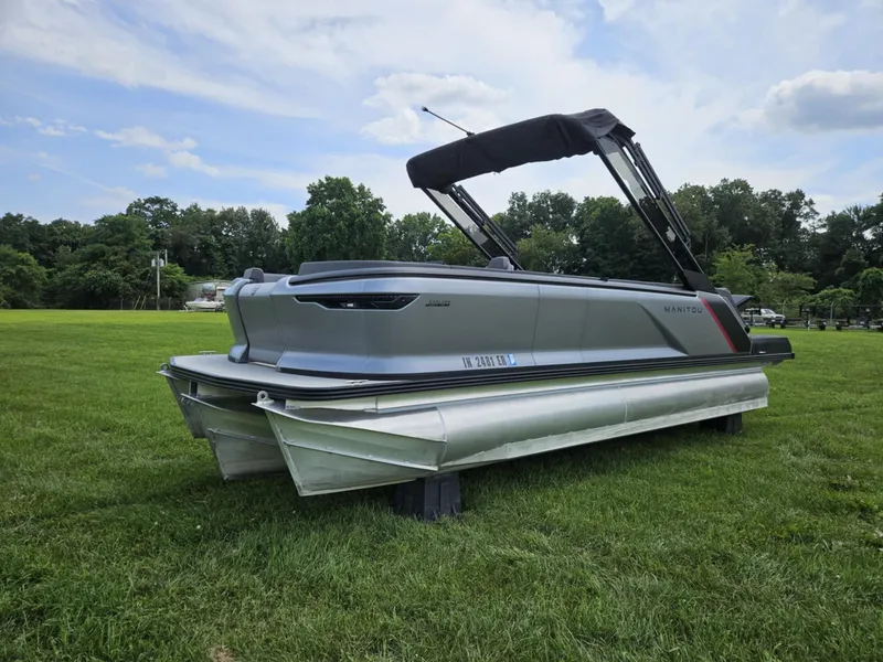 Slide: The Image of Manitou EXPLORE BENCH 22MAX STANDARD STEALTH 2023 - 2