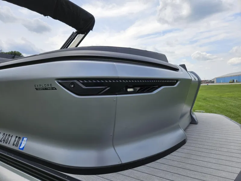 Slide: The Image of Manitou EXPLORE BENCH 22MAX STANDARD STEALTH 2023 - 9