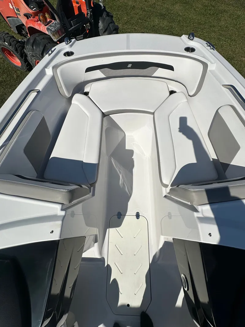 Slide: The Image of Four Winns FL HD200 OB 2019 - 13