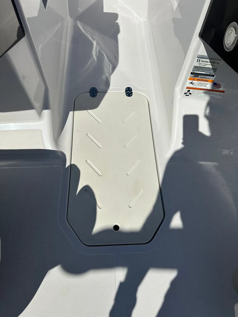 Slide: The Image of Four Winns FL HD200 OB 2019 - 22