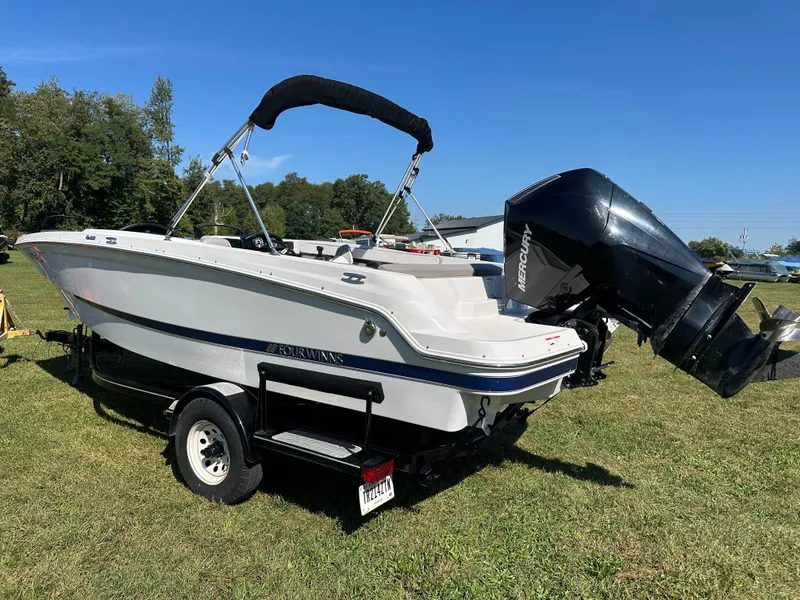 Slide: The Image of Four Winns FL HD200 OB 2019 - 3