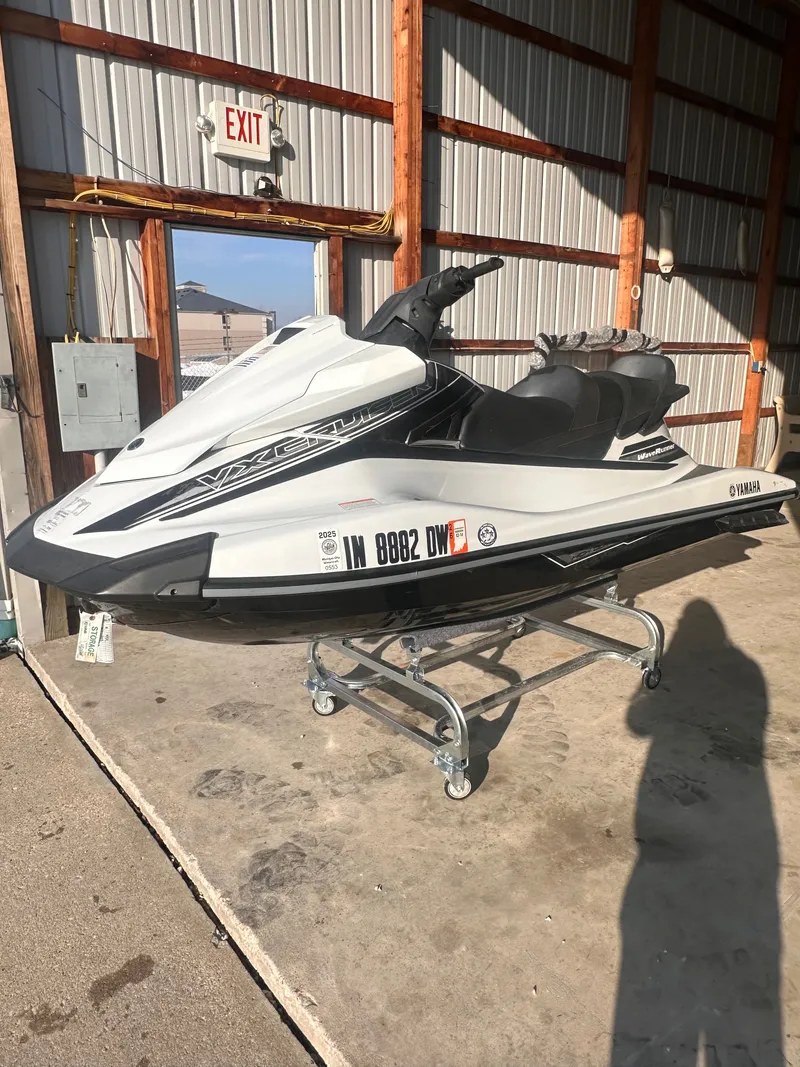 The Image of Yamaha VX1050A-RB 2016 - 0