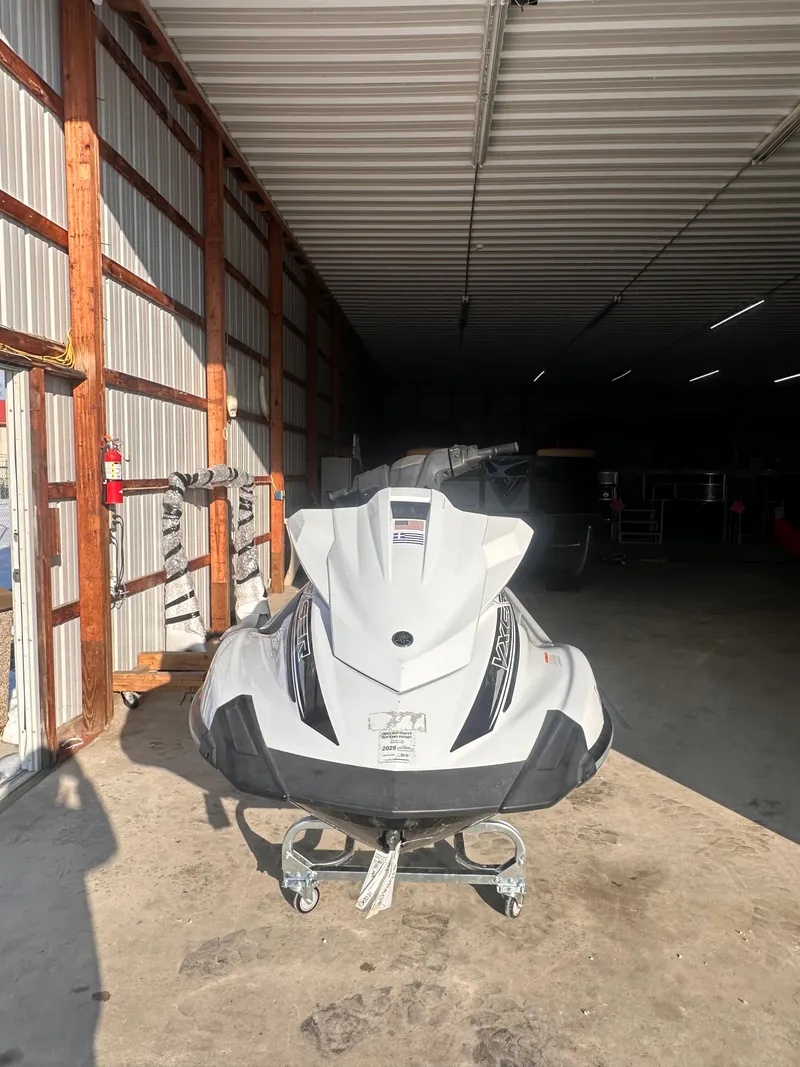 Slide: The Image of Yamaha VX1050A-RB 2016 - 1