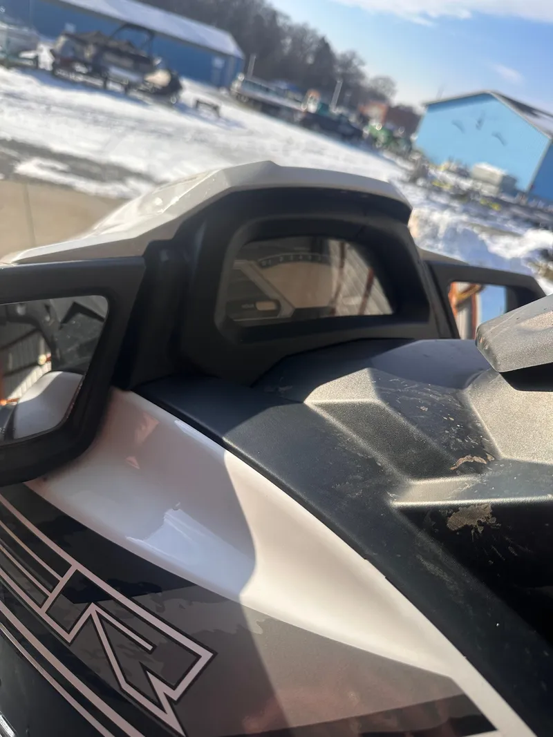 Slide: The Image of Yamaha VX1050A-RB 2016 - 18