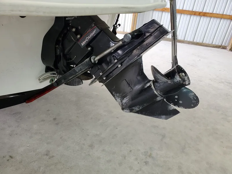 Slide: The Image of Sea Ray 190 Sport 2014 - 4