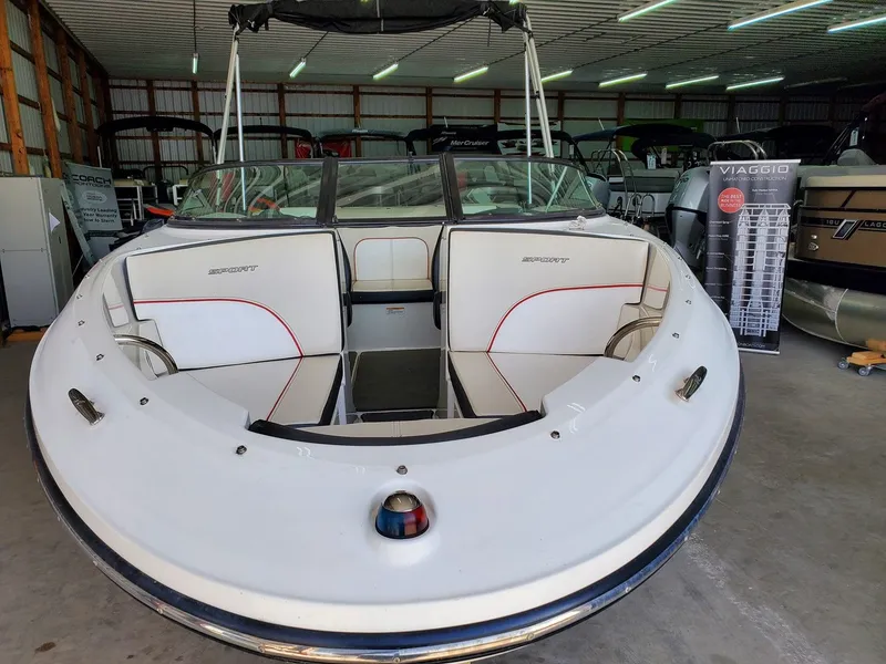 Slide: The Image of Sea Ray 190 Sport 2014 - 5