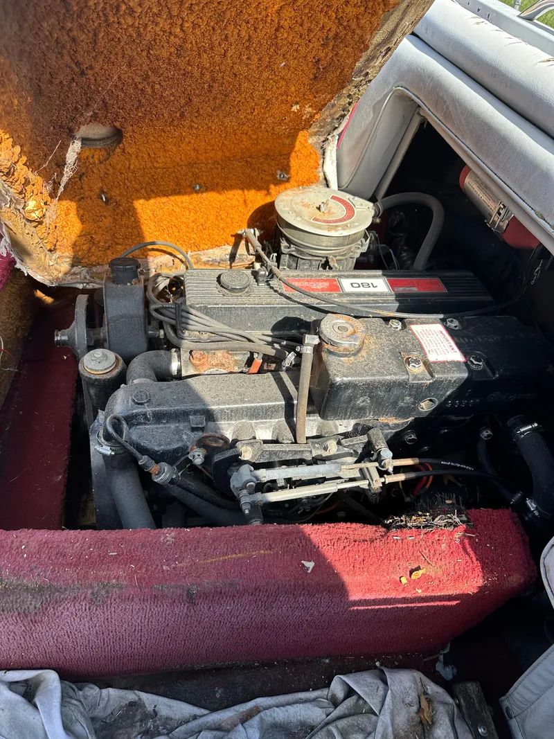 Slide: The Image of Four Winns 200 Horizon 1988 - 8