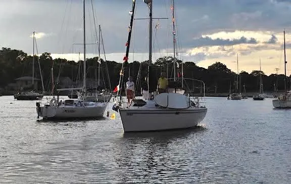 The Image of Catalina 320 1993 - 0