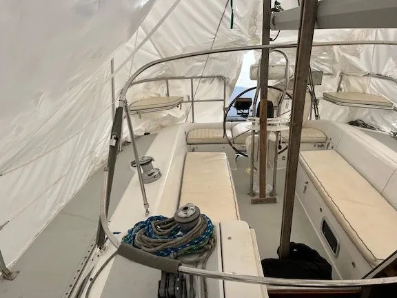 Slide: The Image of Catalina 320 1993 - 26