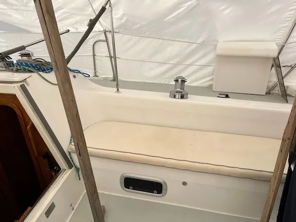 Slide: The Image of Catalina 320 1993 - 31