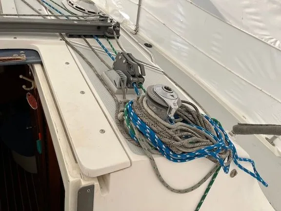 Slide: The Image of Catalina 320 1993 - 33