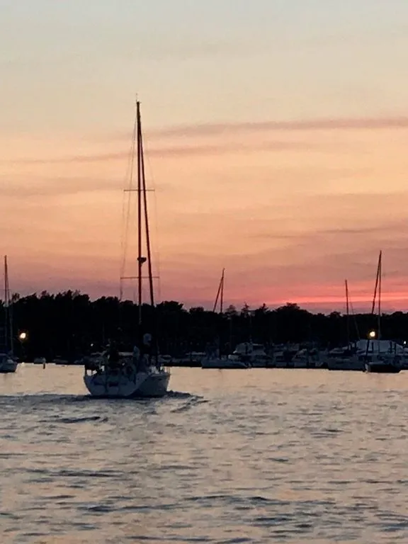 Slide: The Image of Catalina 320 1993 - 39