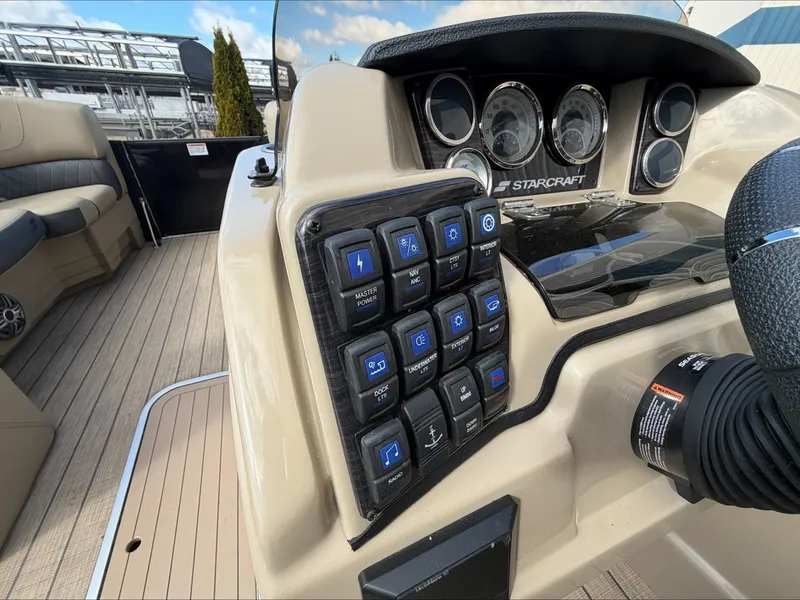Slide: The Image of Dashboard of the 2023 Starcraft SLS 3 boat. - 30