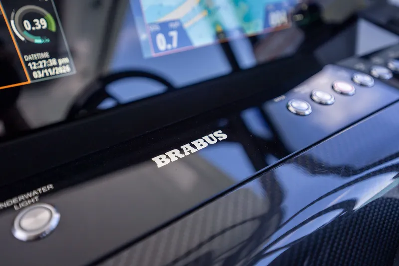Slide: The Image of Brabus SHADOW 900ST 2023 - 20