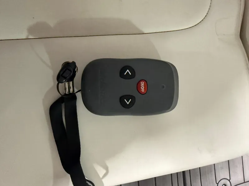 Slide: The Image of Formula 370 Super Sport 2005 - 54