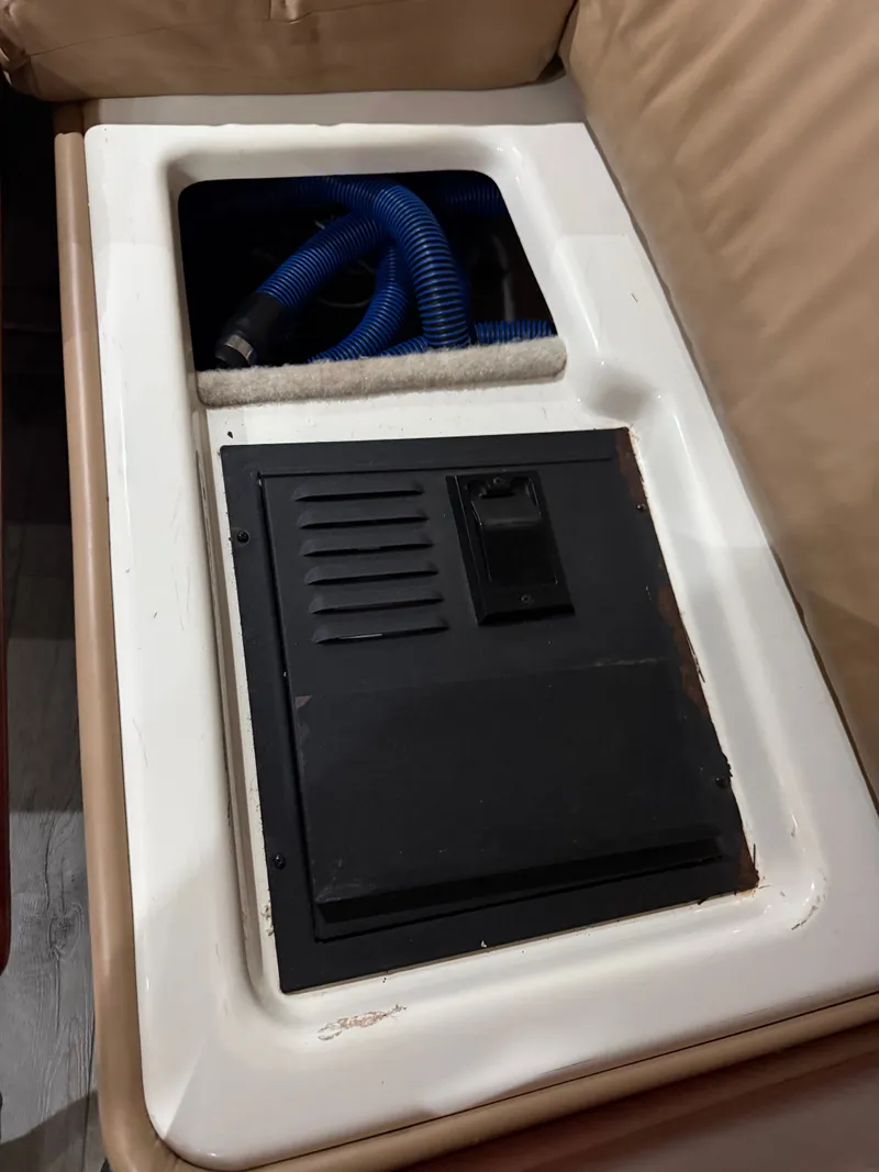 Slide: The Image of Formula 370 Super Sport 2005 - 58