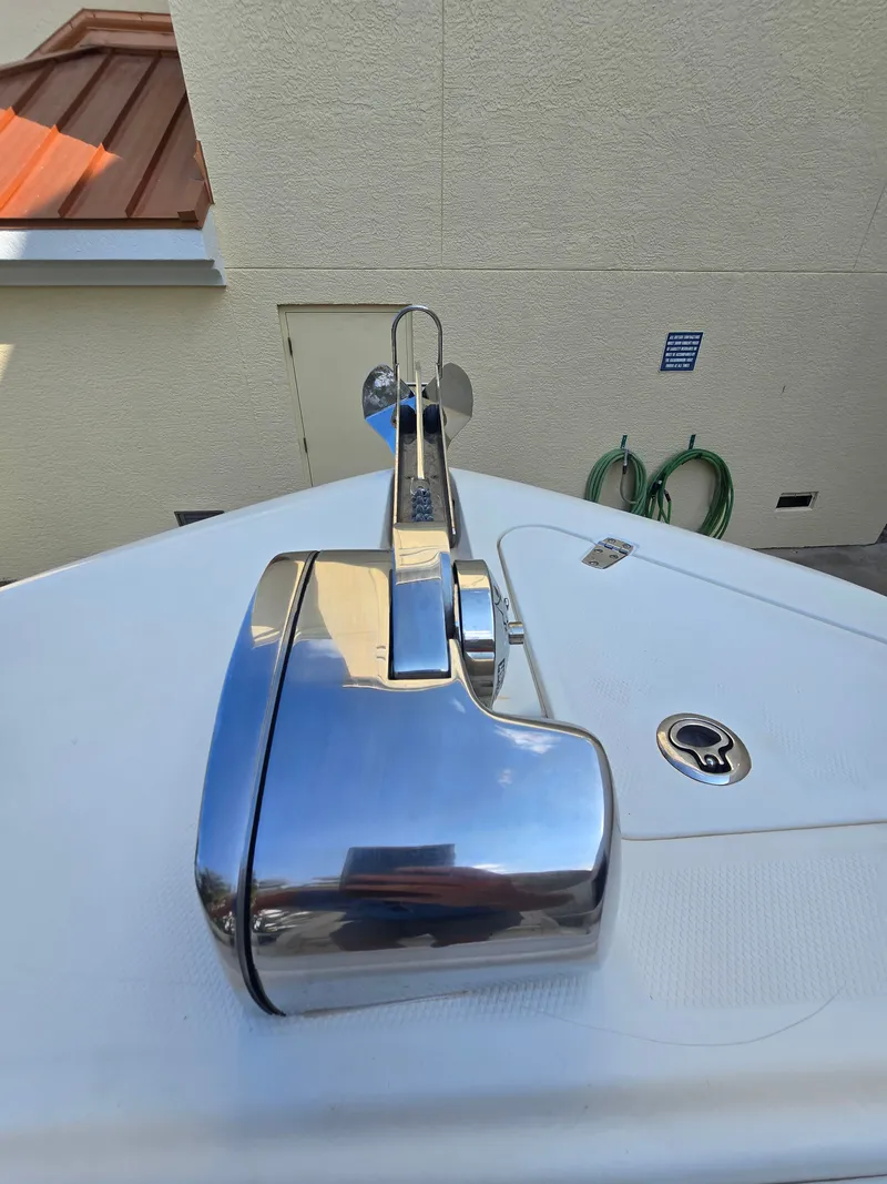 Slide: The Image of Boston Whaler 250 Outrage 2009 - 14