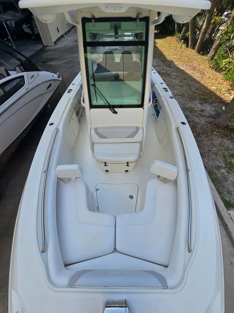 Slide: The Image of Boston Whaler 250 Outrage 2009 - 15