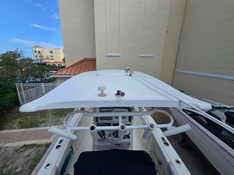 Slide: The Image of Boston Whaler 250 Outrage 2009 - 16