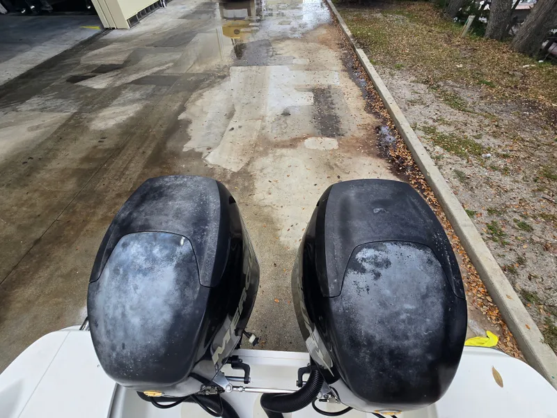 Slide: The Image of Boston Whaler 250 Outrage 2009 - 22