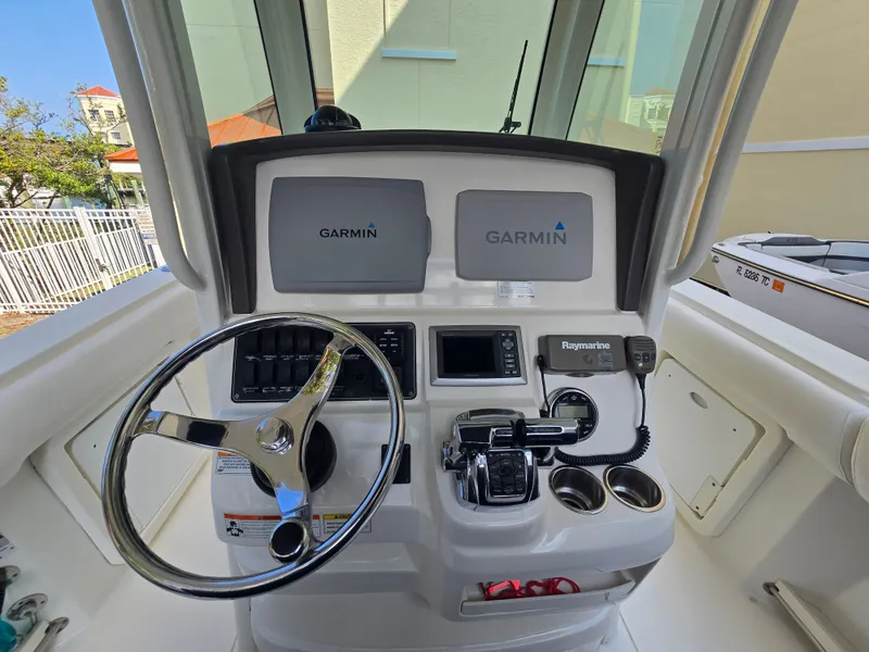 Slide: The Image of Boston Whaler 250 Outrage 2009 - 6