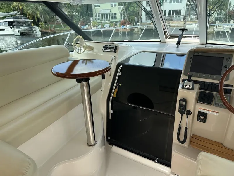 Slide: The Image of Tiara 3500 Sovran 2008 - 60