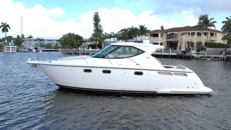 Slide: The Image of Tiara 3500 Sovran 2008 - 70