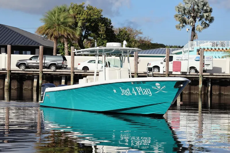 The Image of Contender 35 LS 2012 - undefined