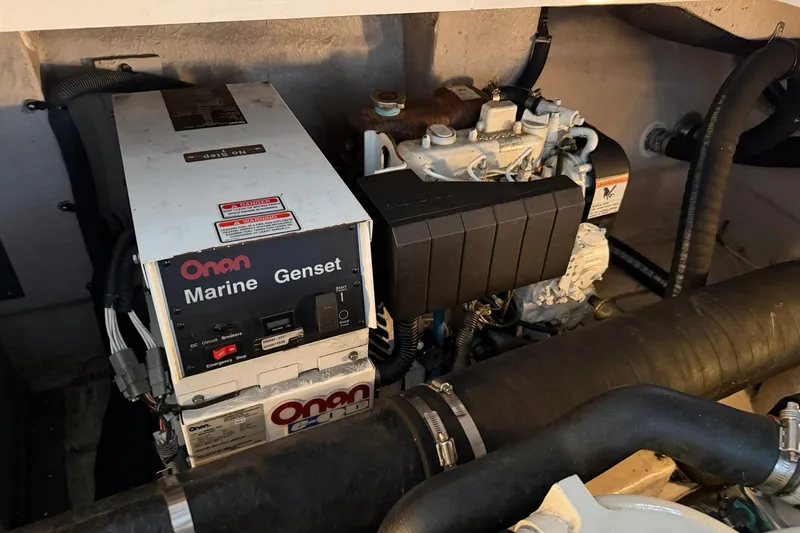 Slide: The Image of Onan Marine Genset in 2005 Sea Ray 390 Sundancer engine room. - 31