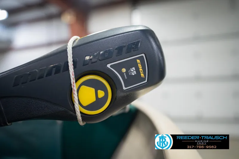 Slide: The Image of Minn Kota Edge trolling motor on a 1999 Lund 1650 Explorer SS boat. - 38