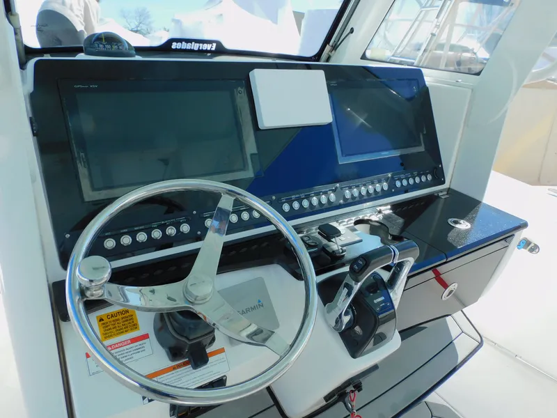Slide: The Image of Everglades 335 Center Console 2019 - 23