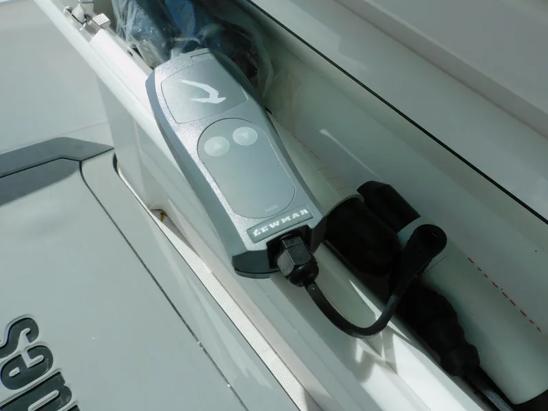 Slide: The Image of Everglades 335 Center Console 2019 - 31