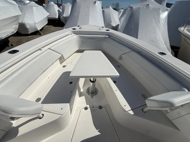 Slide: The Image of Everglades 335 Center Console 2019 - 40
