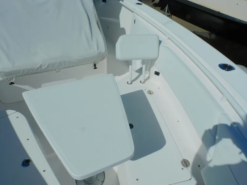 Slide: The Image of Everglades 335 Center Console 2019 - 66