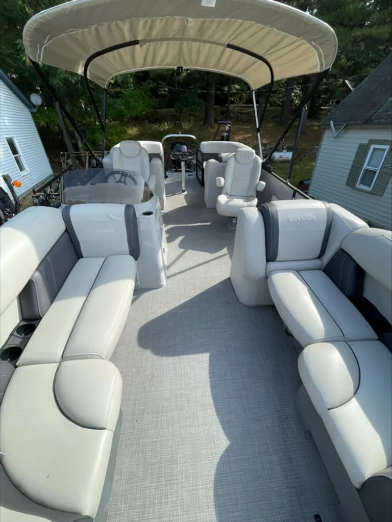 Slide: The Image of Sylvan Mirage X3 2023 - 4