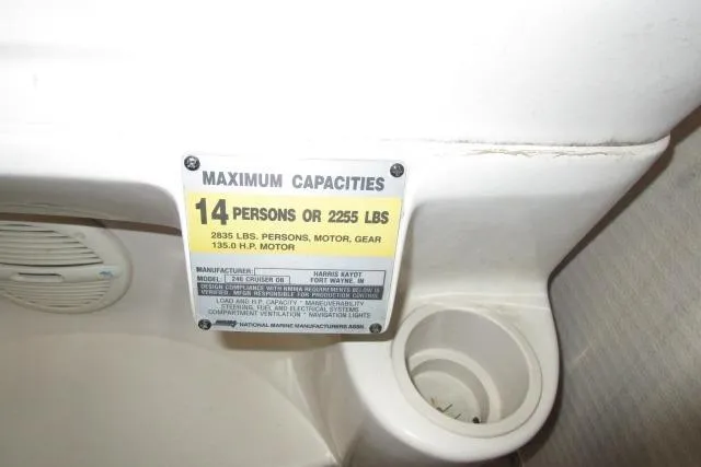Slide: The Image of Capacity label on 2005 Harris FloteBote Cruiser 240, indicating 14 persons or 2255 lbs. - 7