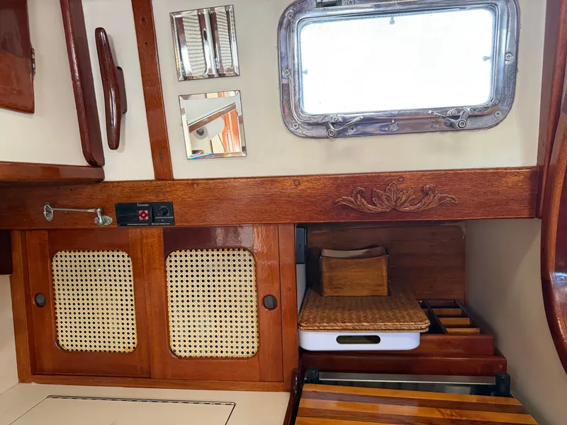 Slide: The Image of Benford 39 1985 - 50