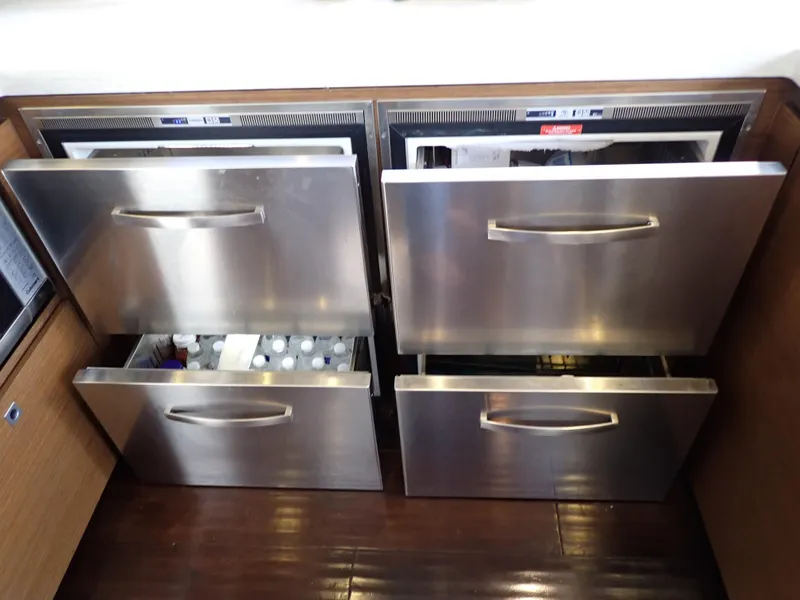 Slide: The Image of Sea Ray 510 Fly 2015 - 128