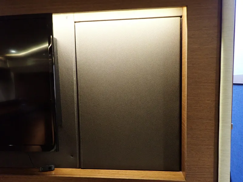 Slide: The Image of Sea Ray 510 Fly 2015 - 165