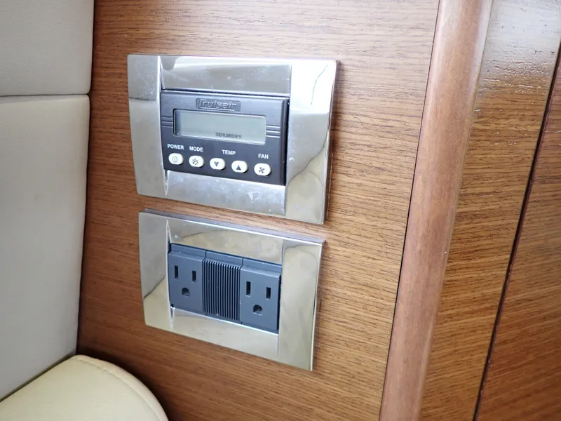 Slide: The Image of Sea Ray 510 Fly 2015 - 170