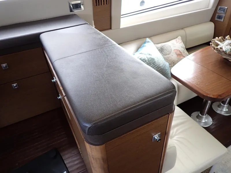 Slide: The Image of Sea Ray 510 Fly 2015 - 201