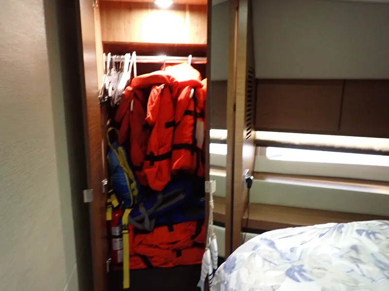 Slide: The Image of Sea Ray 510 Fly 2015 - 215