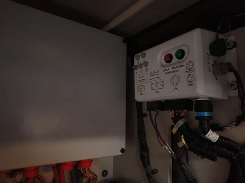 Slide: The Image of Sea Ray 510 Fly 2015 - 260